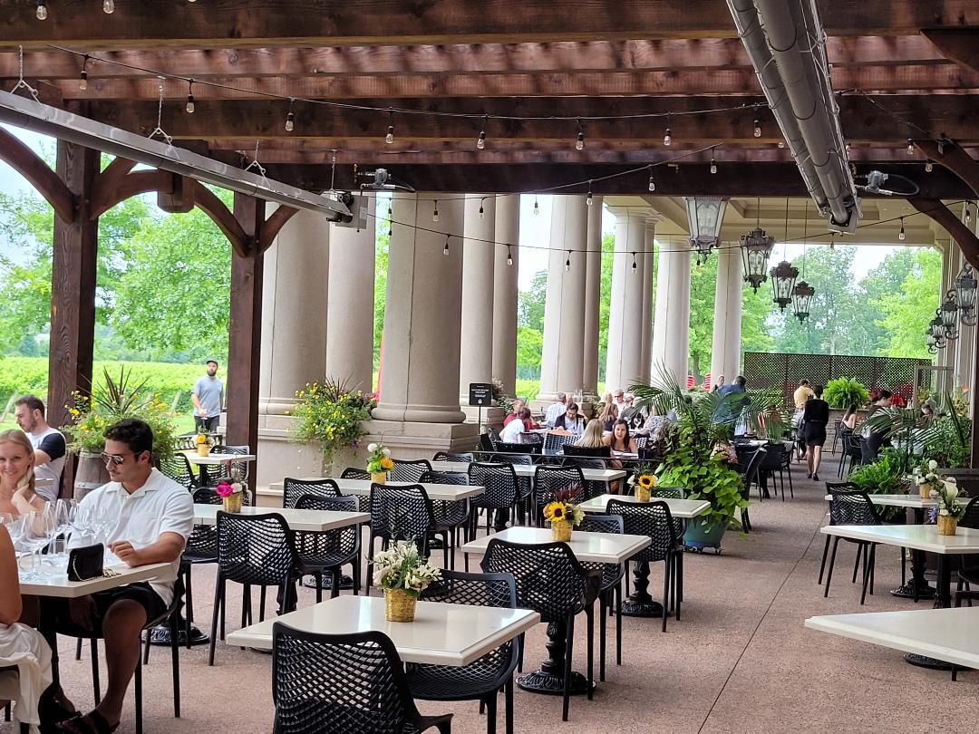 Two Sisters Winery patio